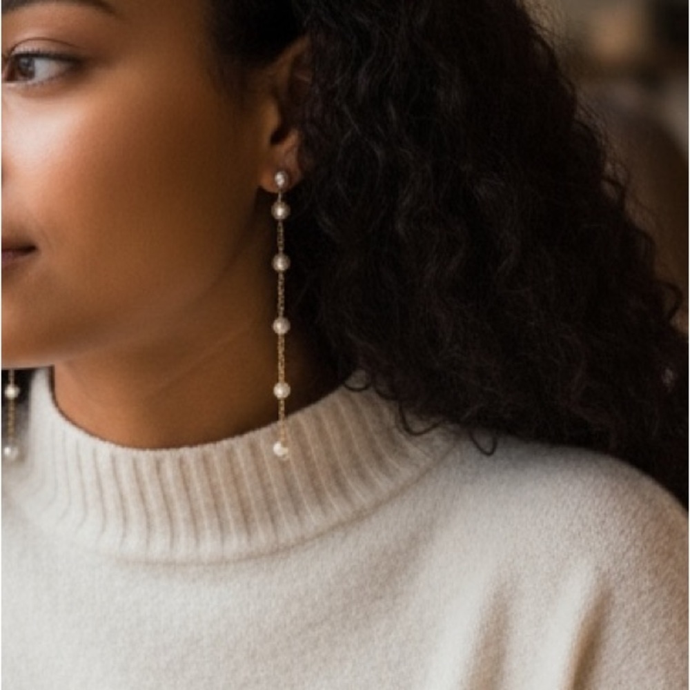 Elegant Gold Pearl Drop Earrings
